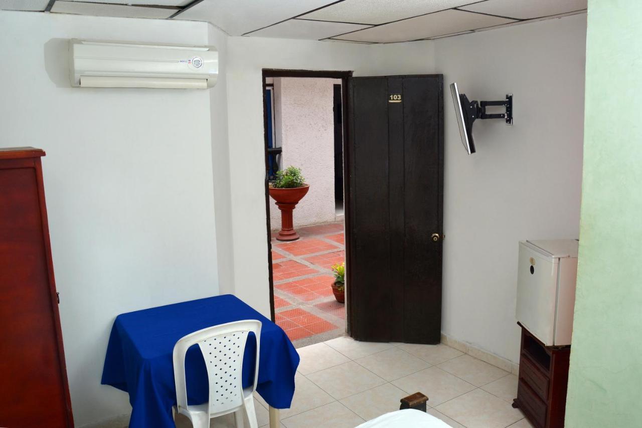 Double Room,1039595440:JPEG