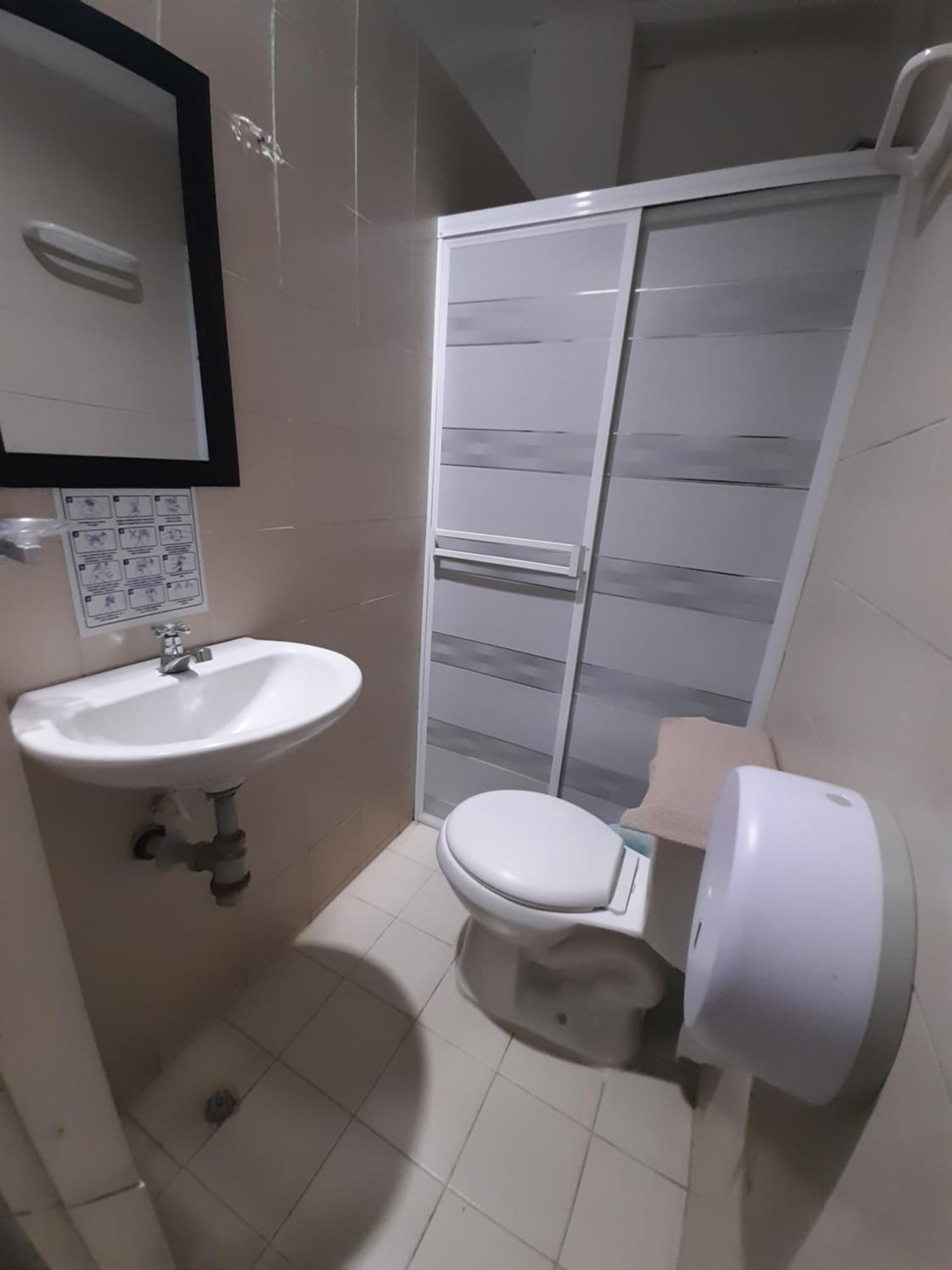 Habitación Doble con baño privado