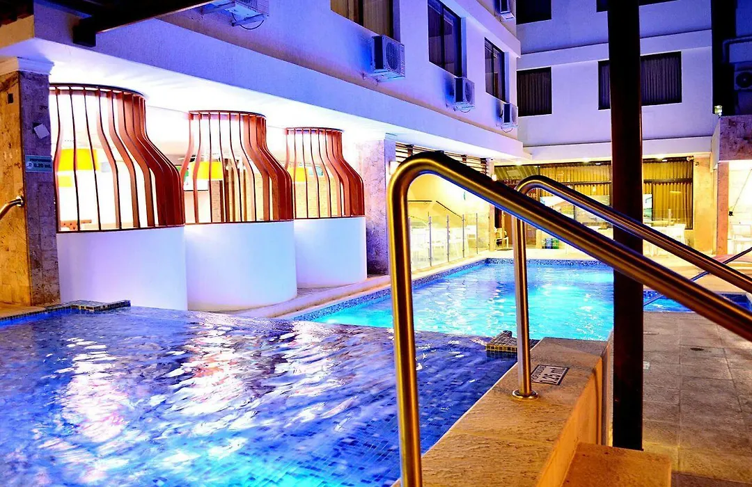 Hotel La Riviera-1